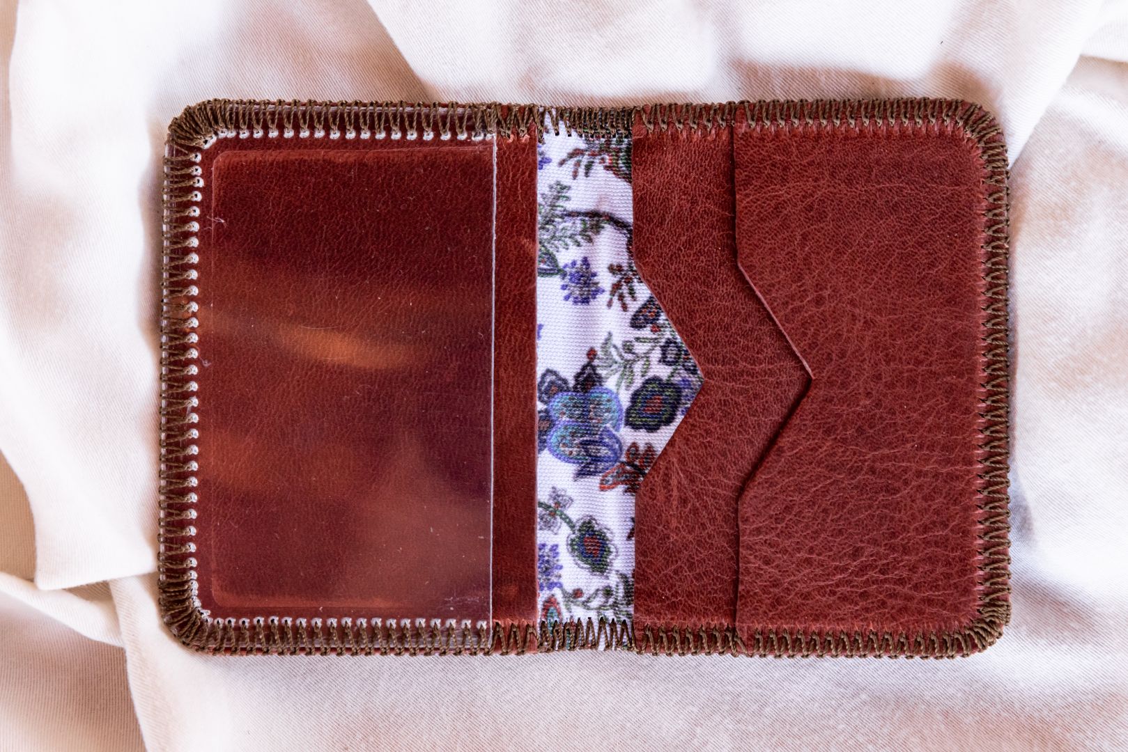 Cognac Daily Wallet – Lyons Leather Co.